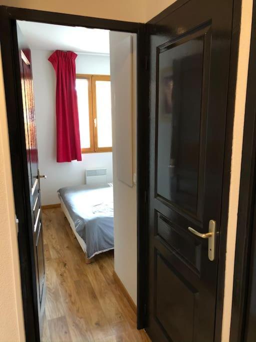 Apartment 4 Pers. Piscine Et Literie Toute Neuve. *
